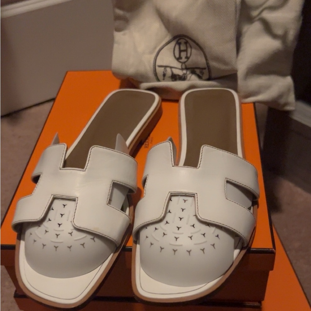 Hermes Oran Women's White Slide Sandals